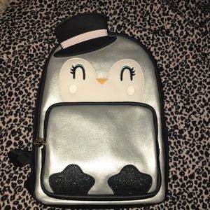 BNWT Luv Betsey Betsey Johnson penguin backpack